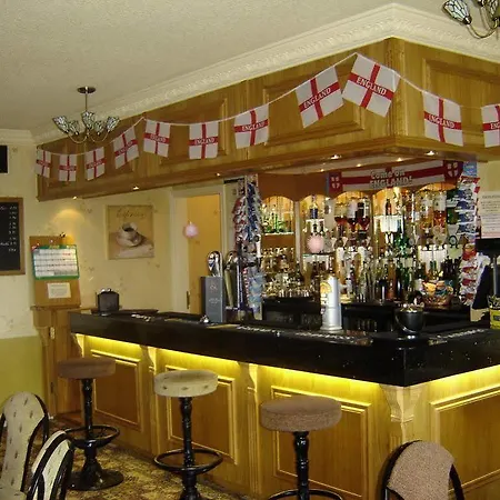 Midgley & Golf Course 4*