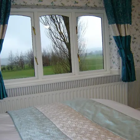 Midgley & Golf Course Motel Brotton