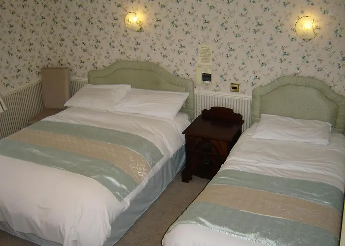 Midgley & Golf Course Motel 4*
