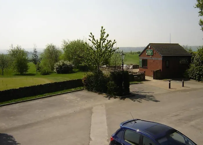 Midgley & Golf Course Motel Brotton